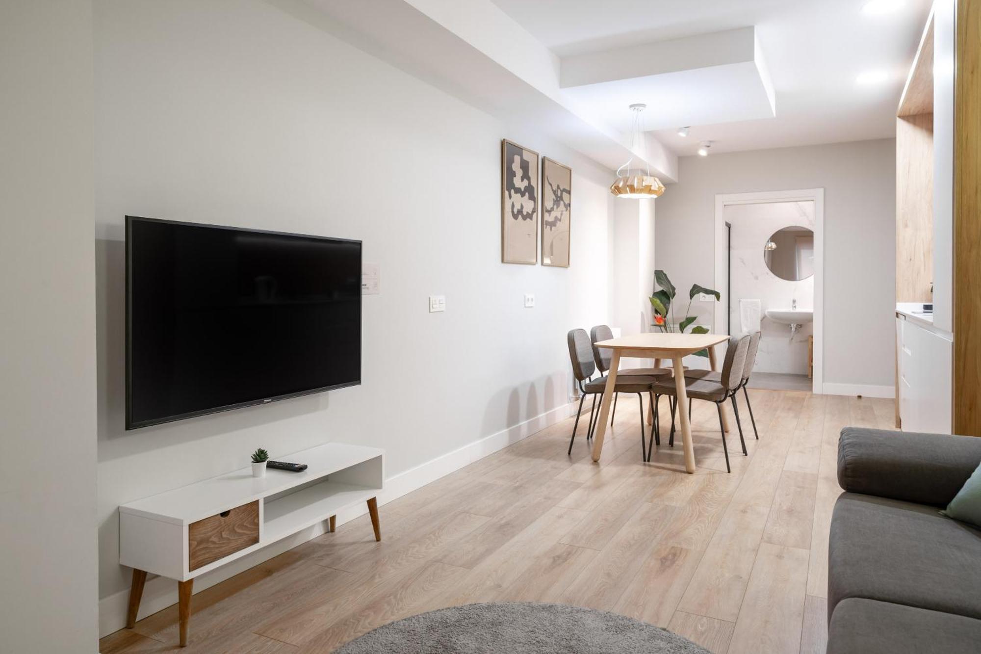Limehome Bilbao Tristan De Leguizamon Kalea Bagian luar foto