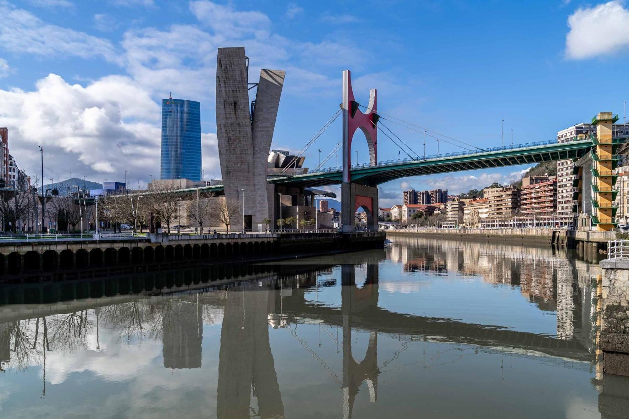 Limehome Bilbao Tristan De Leguizamon Kalea Bagian luar foto