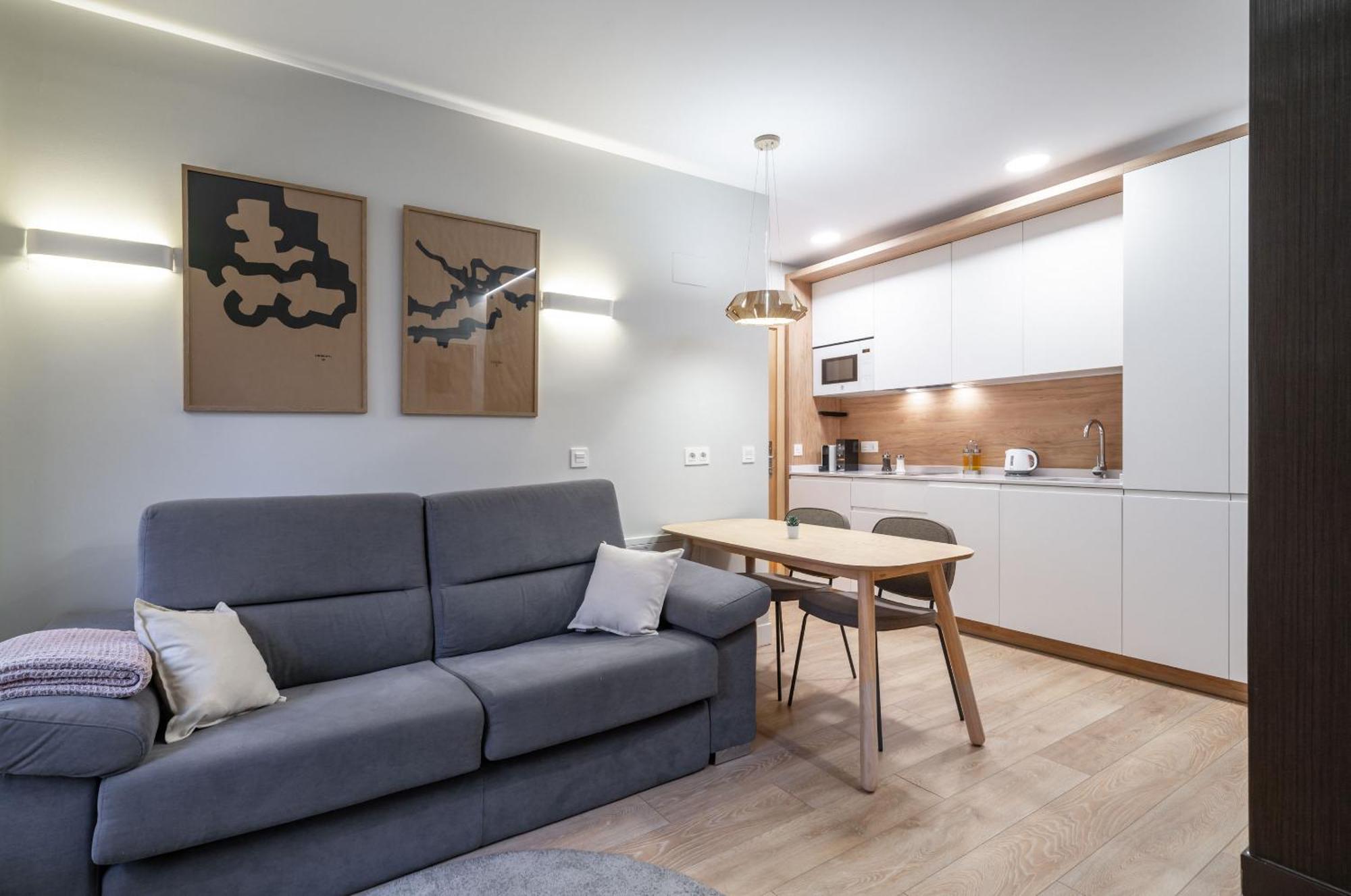 Limehome Bilbao Tristan De Leguizamon Kalea Bagian luar foto