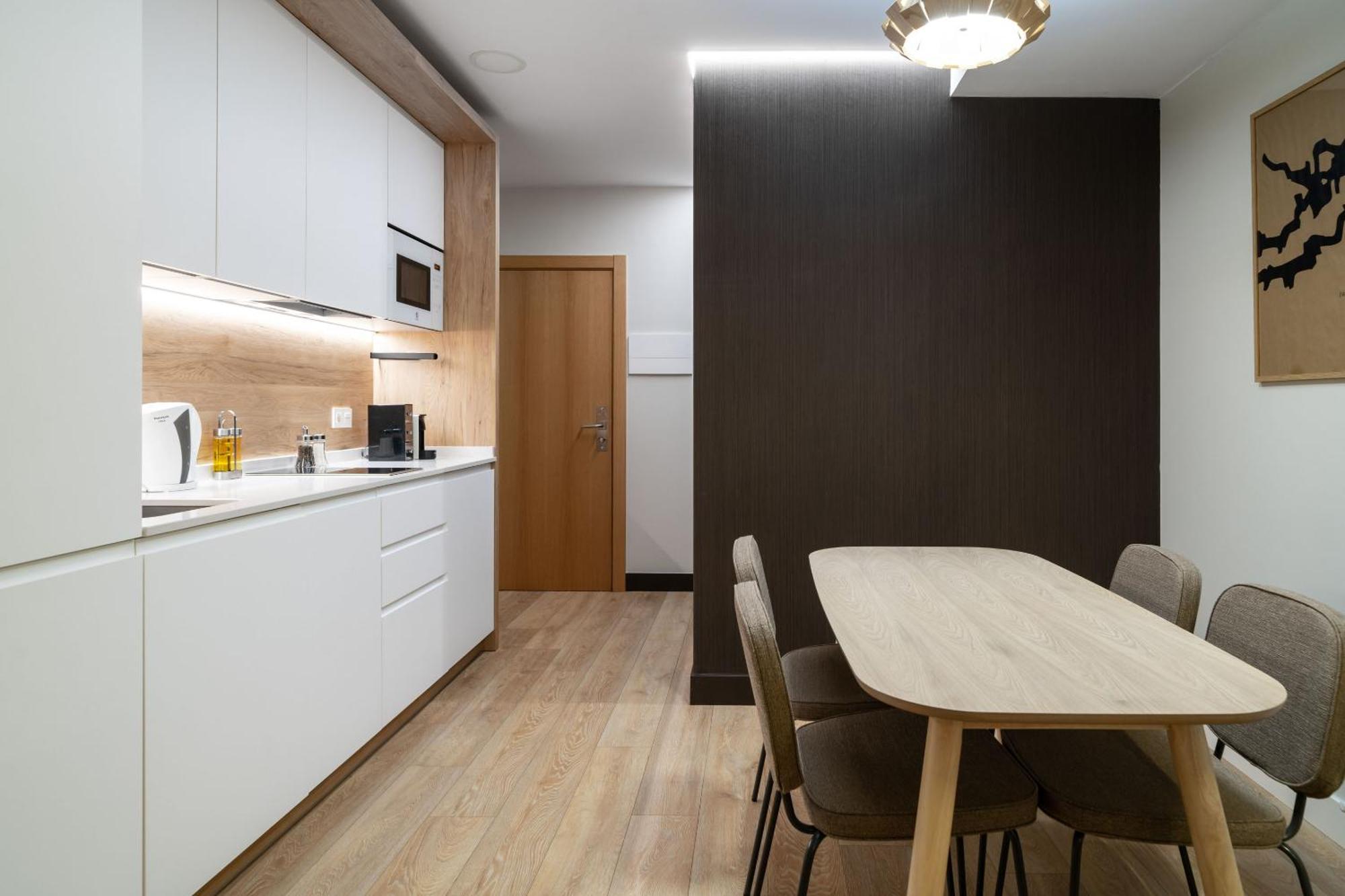 Limehome Bilbao Tristan De Leguizamon Kalea Bagian luar foto