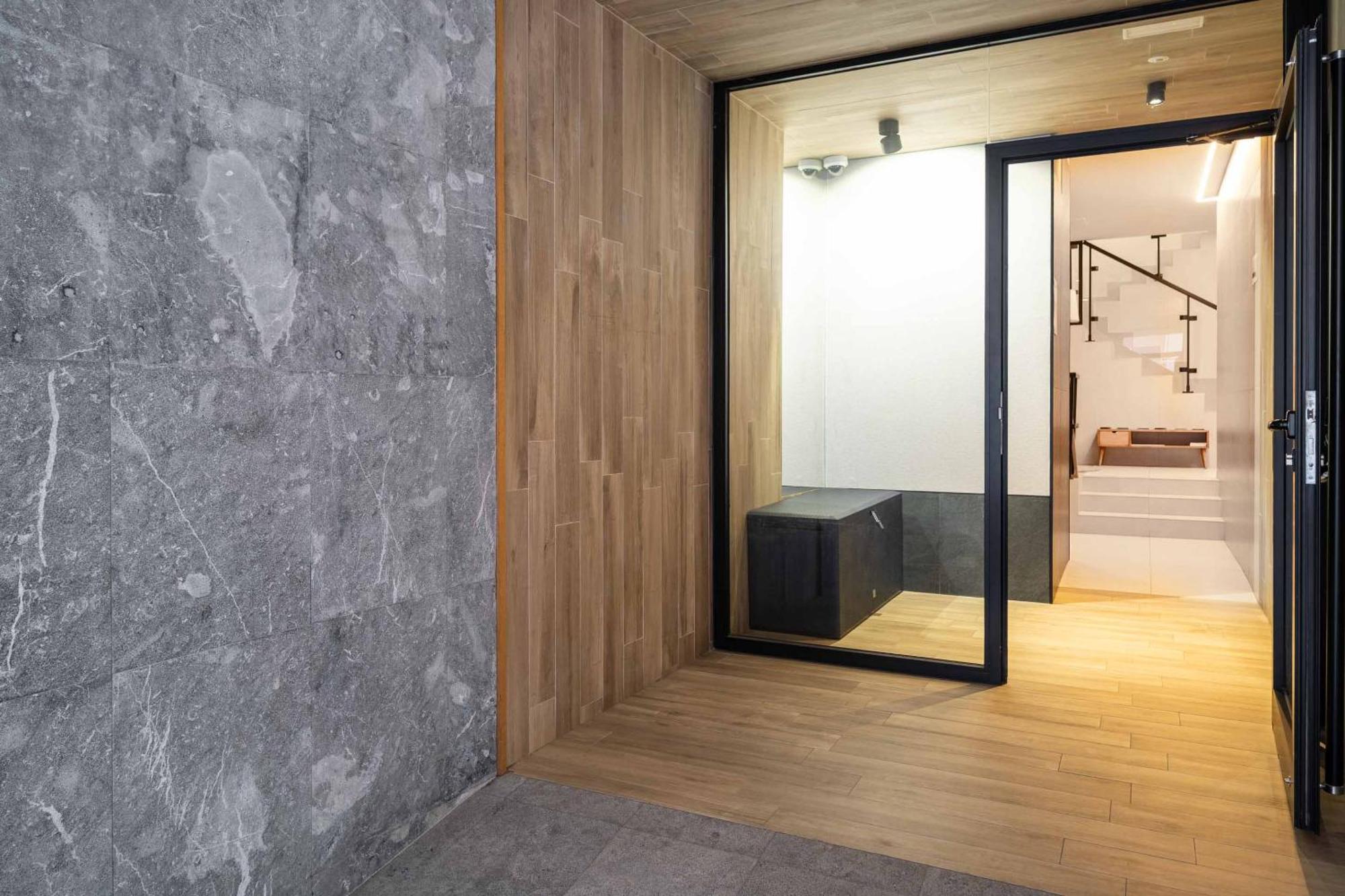 Limehome Bilbao Tristan De Leguizamon Kalea Bagian luar foto
