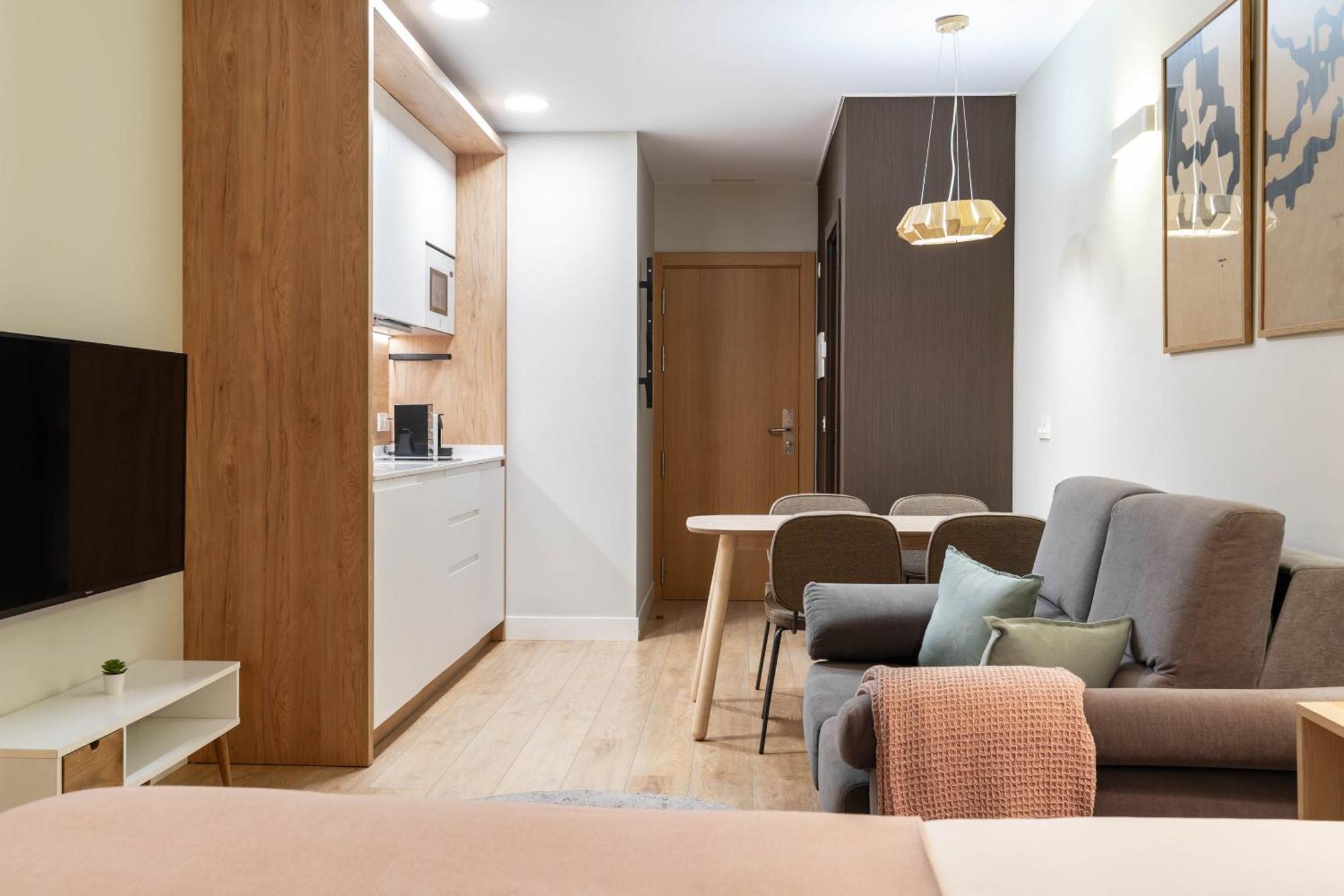 Limehome Bilbao Tristan De Leguizamon Kalea Bagian luar foto