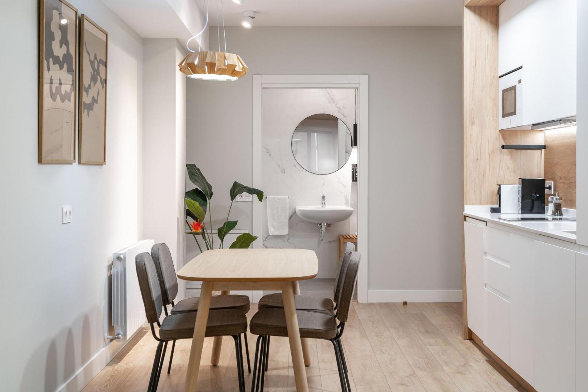 Limehome Bilbao Tristan De Leguizamon Kalea Bagian luar foto