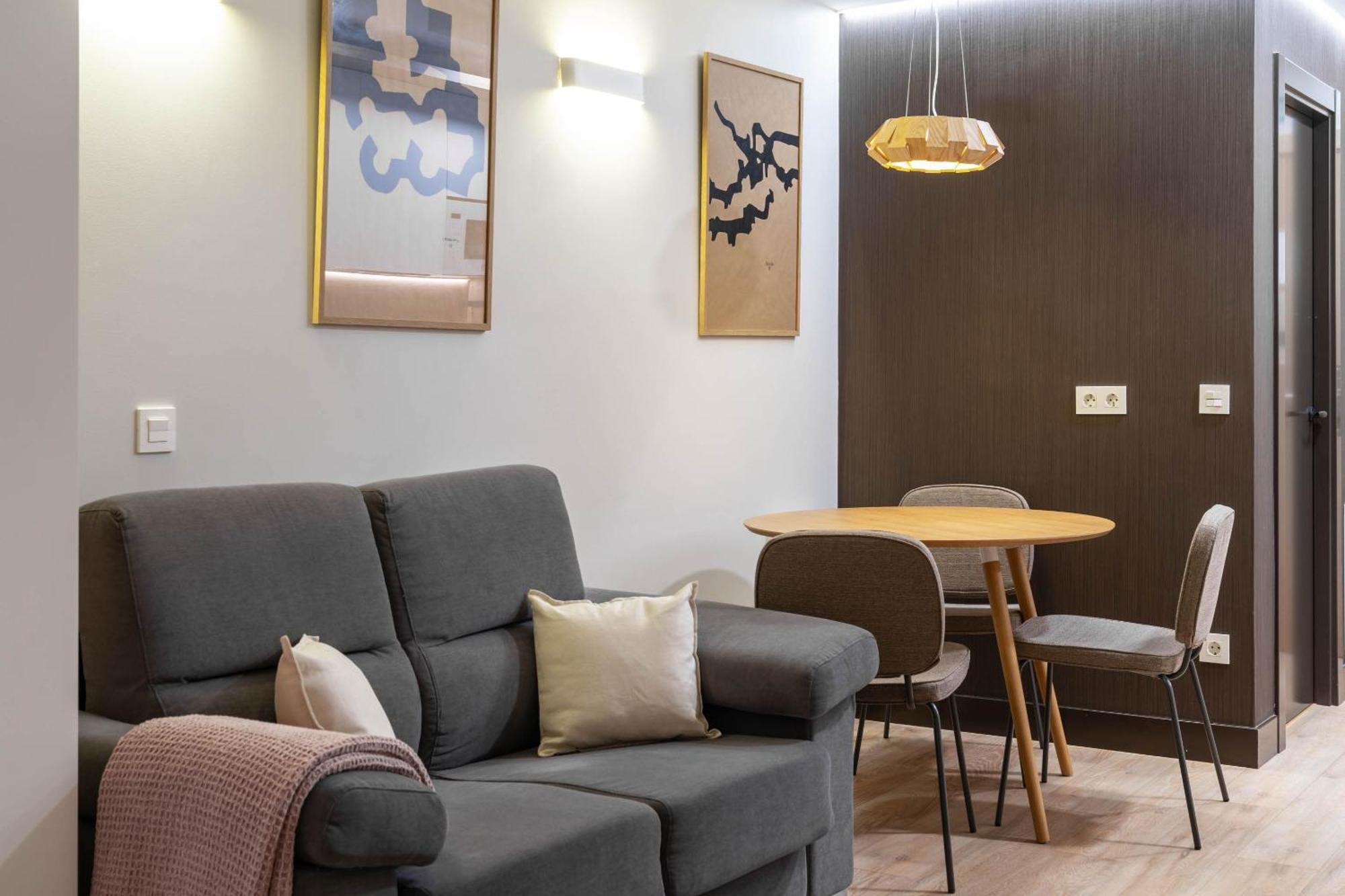 Limehome Bilbao Tristan De Leguizamon Kalea Bagian luar foto